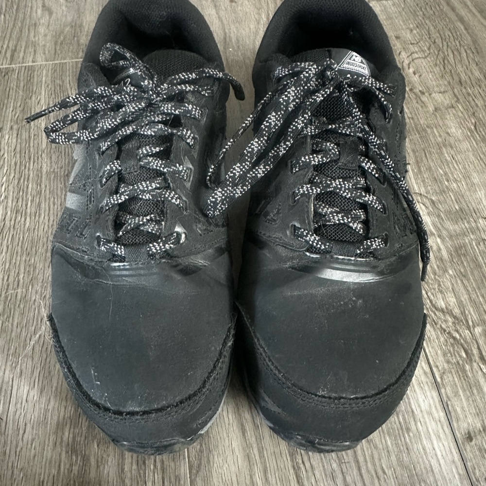 New Balance Black Boots with Durable Rubber Soles